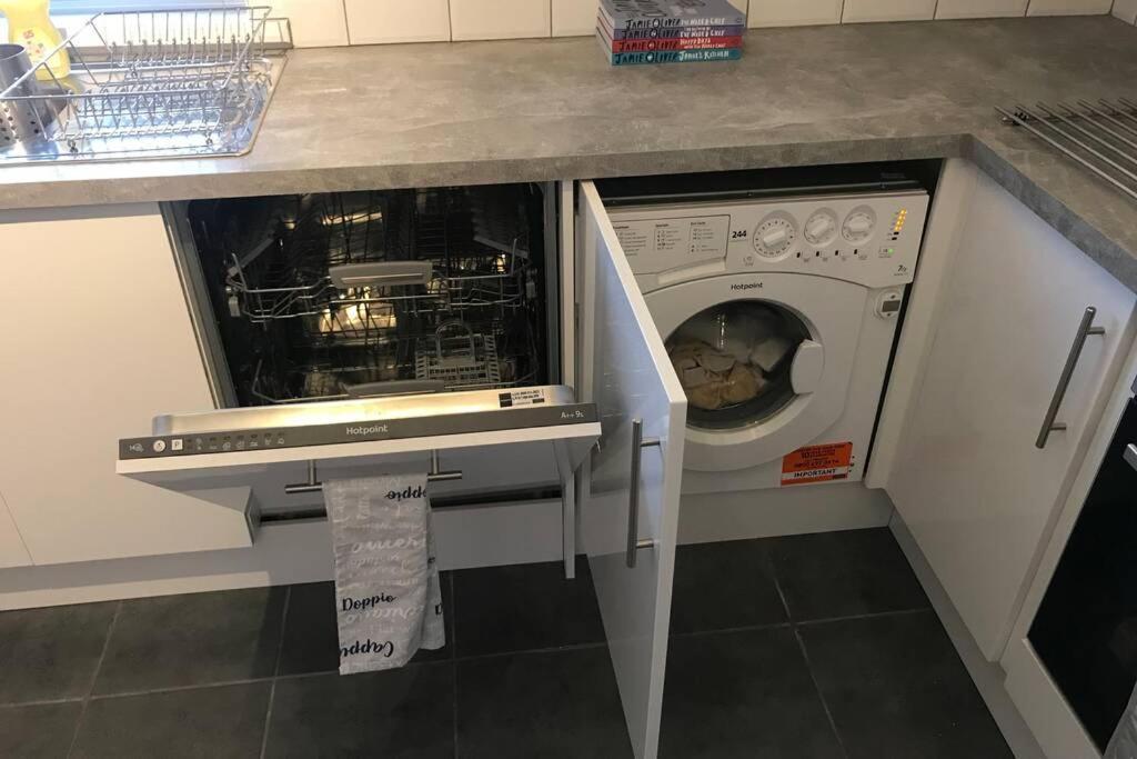 Chart House Apartment Porthcawl Bagian luar foto